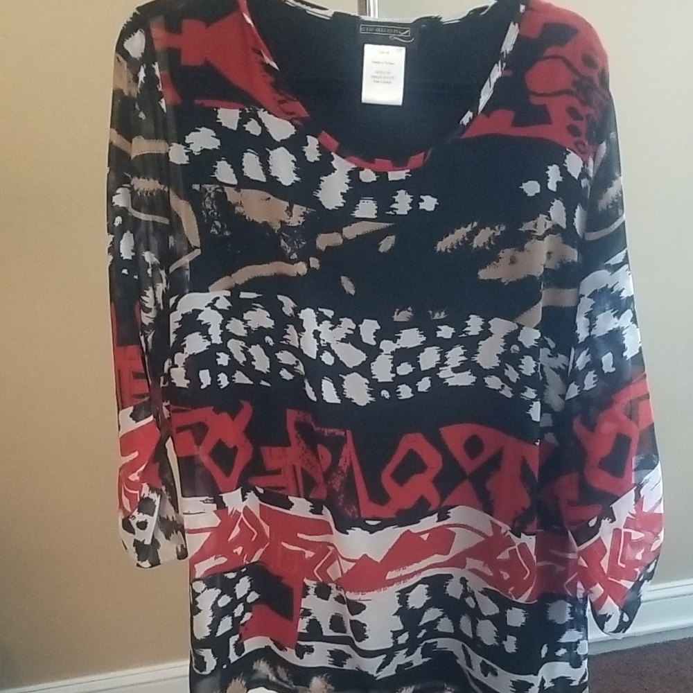 Chic Abstract Print Top